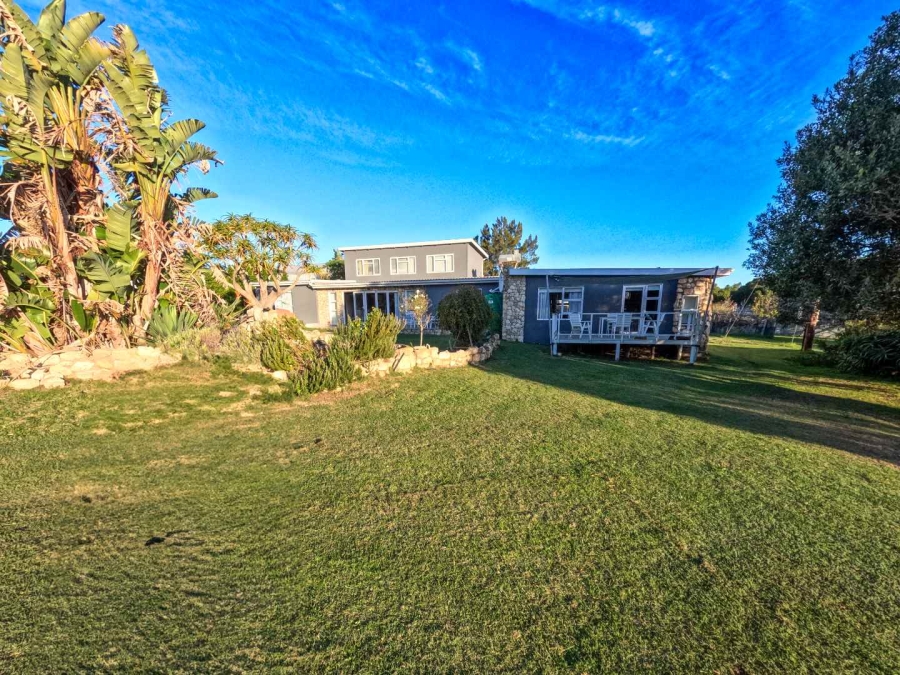 3 Bedroom Property for Sale in Stilbaai Western Cape